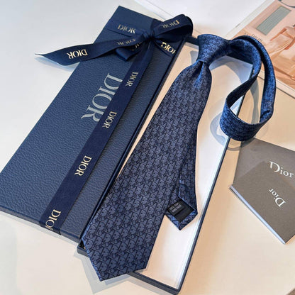 New collections
Dior 🇫🇷 Tie 👔
*super master quality* 💯 
190 dhs✅✅

Zain335
♥️♥️♥️