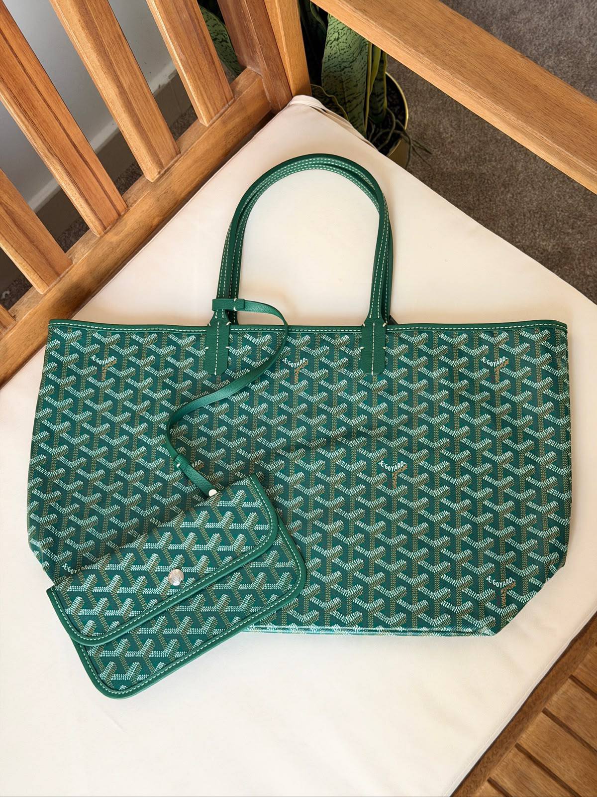 GOYARD💫
Super Master Quality⚡️
Size PM

For Price 👇 WhatsApp✅
0568585901 
0507557372
0552275751 Owner Zain 👌

Zain321
♥️♥️♥️