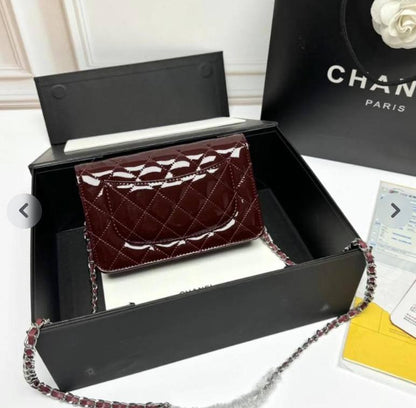 Celine - Chanel
90 dhs🪙🌨️
with box
🎁🎁🎁

high quality

Zain07
♥️♥️♥️