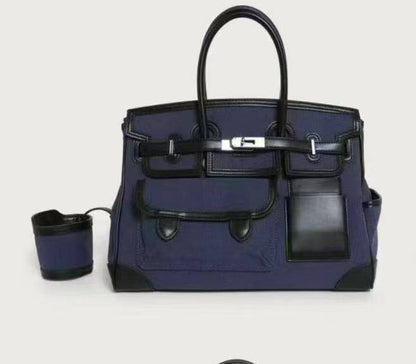 Hermes
140 dhs❣️

Zain143
♥️♥️♥️