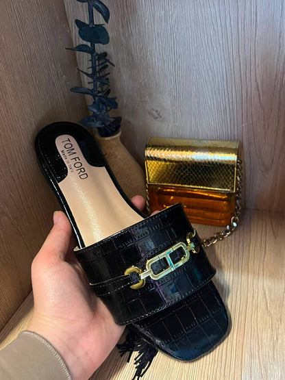Tom Ford 
Size 36 to 41
75 dhs🇦🇪🇦🇪

Zain236
♥️♥️♥️