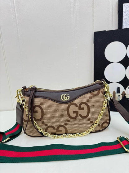 Gucci
24*13*6 cm
75 dhs💓

Zain17
♥️♥️♥️
