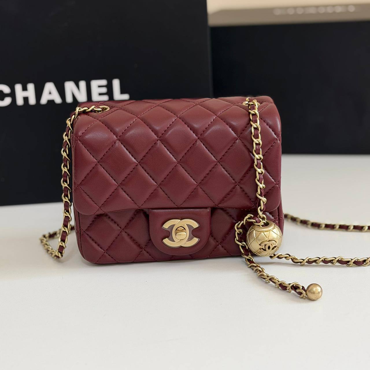 Chanel
Master🌺
17cm 220 dhs✅

Zain134
♥️♥️♥️