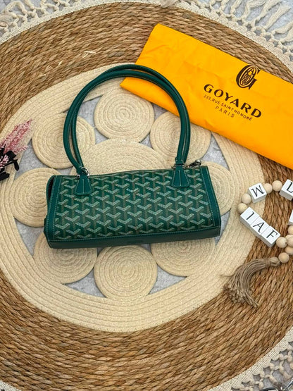 Goyard 
Master❣️❣️
30Cm Good Quality 
290 dhs🇦🇪🇦🇪

Zain131
♥️♥️♥️