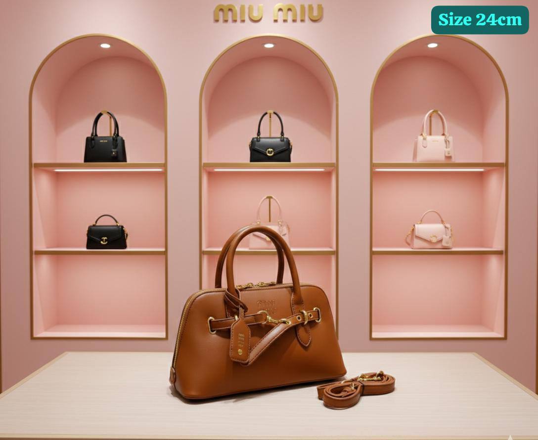 Dior
Good quality 
with box 
🎁🎁🎁

115 dhs🪙💕

Zain186
♥️♥️♥️