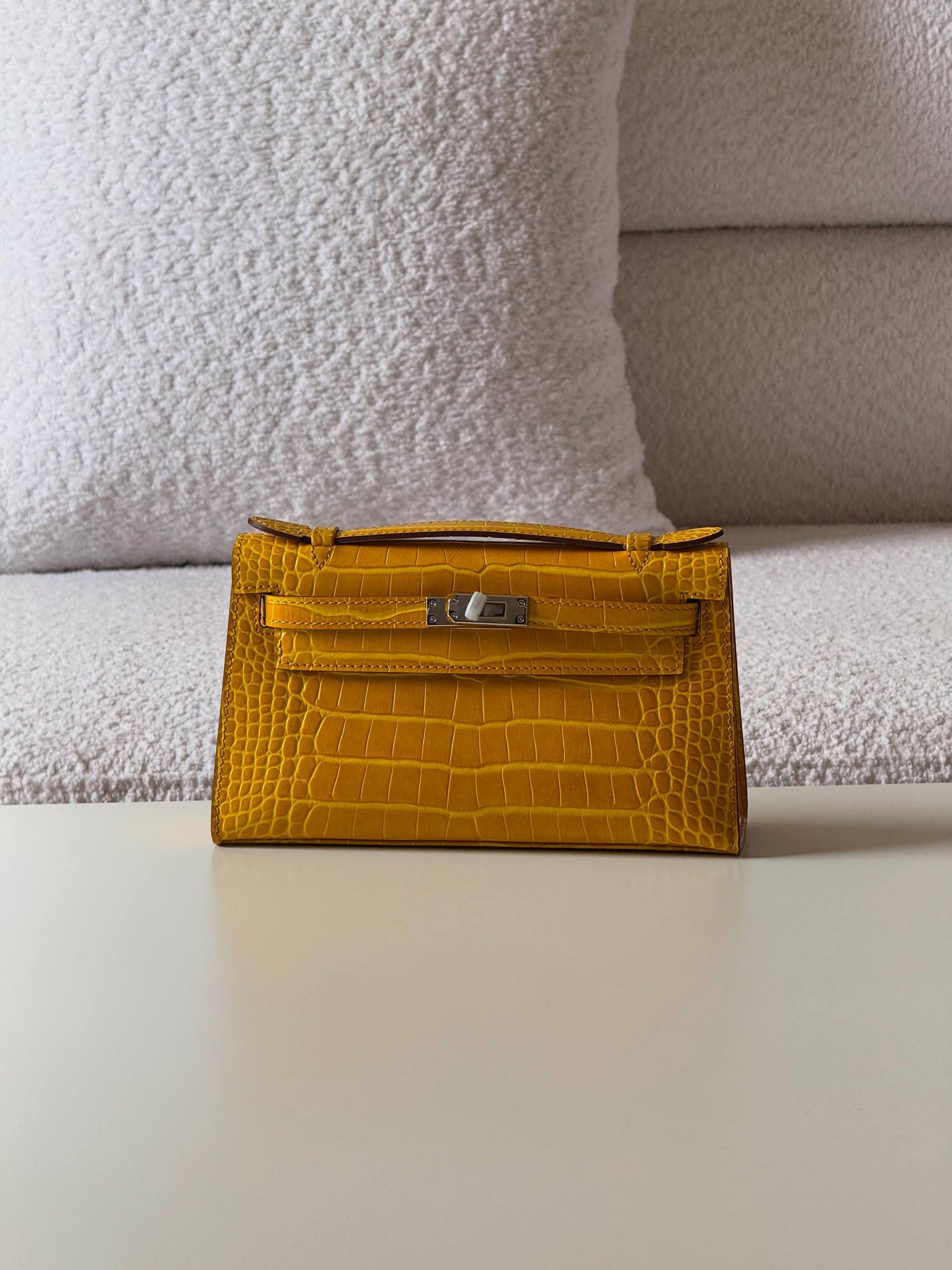 Hermes pochette 21cm 💕master quality😍with box❤️
550 dhs🪙🌨️

Zain52
♥️♥️♥️