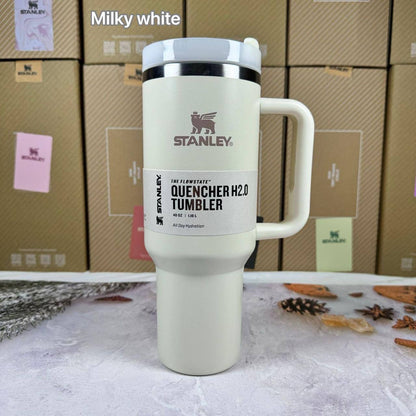 Stanley Coffee vacuum Cup 
Normal Quality 
Size ： 27 * 10 cm
60 dhs🪙💚
with box 🎁

Zain115
♥️♥️♥️