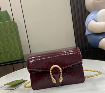 Gucci 
Master
17Cm With Box🎁🎁🎁

230 dhs✅

Zain131
♥️♥️♥️