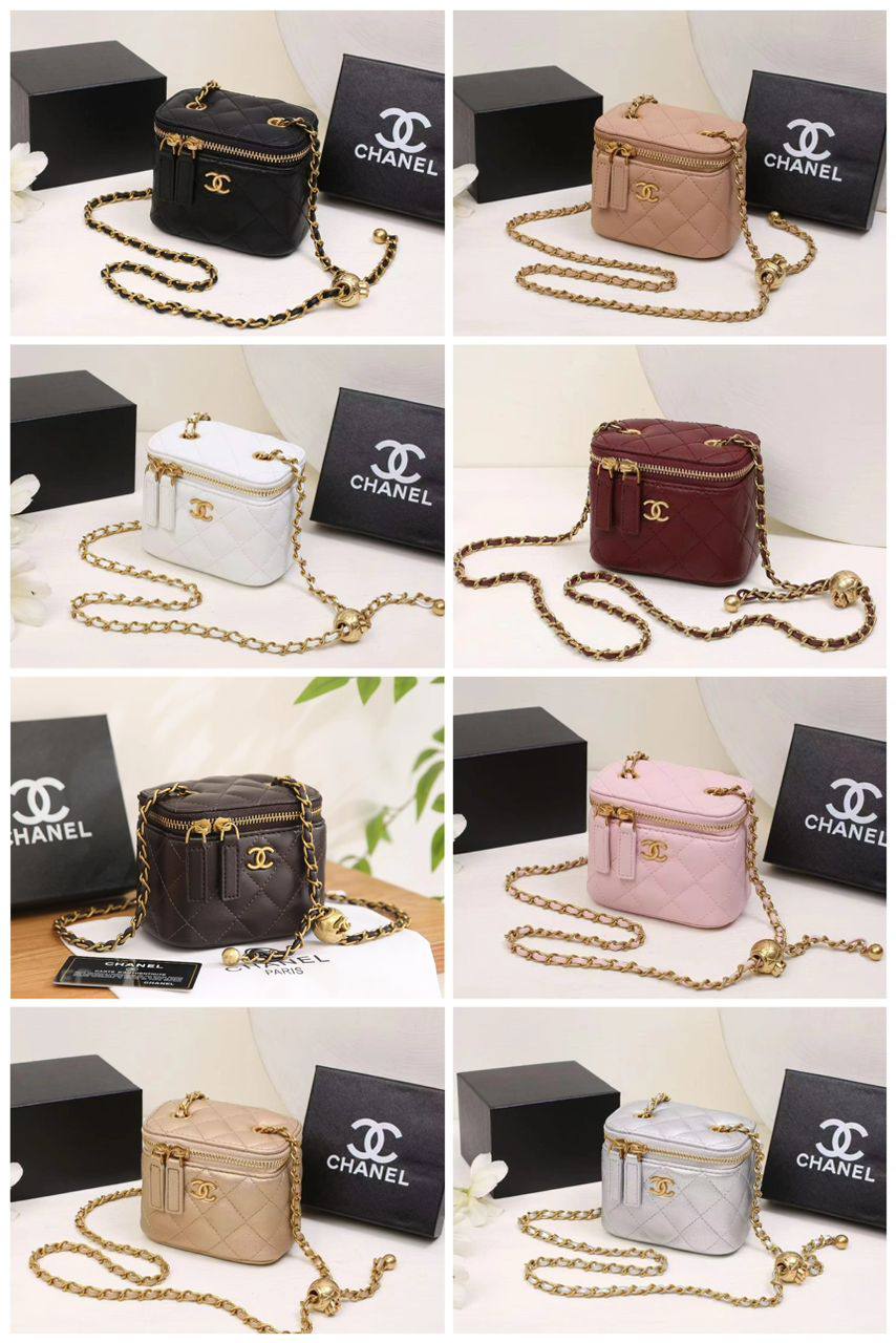 Chanel 
90 dhs✅
with box
🎁🎁🎁

size 12×8×10cm

Zain42
♥️♥️♥️