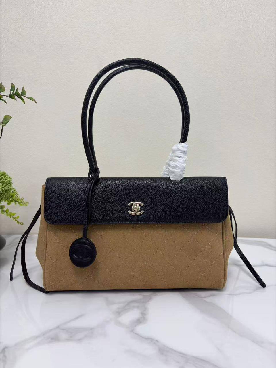 Chanel
Master
30cm 🤗 
330 dhs💓

Zain228
♥️♥️♥️
