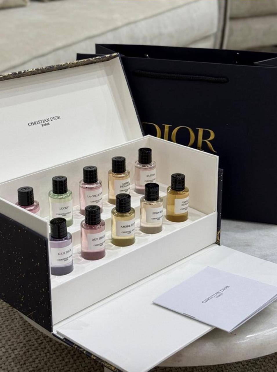 Dior Set
120 dhs✅

Zain109
♥️♥️♥️
