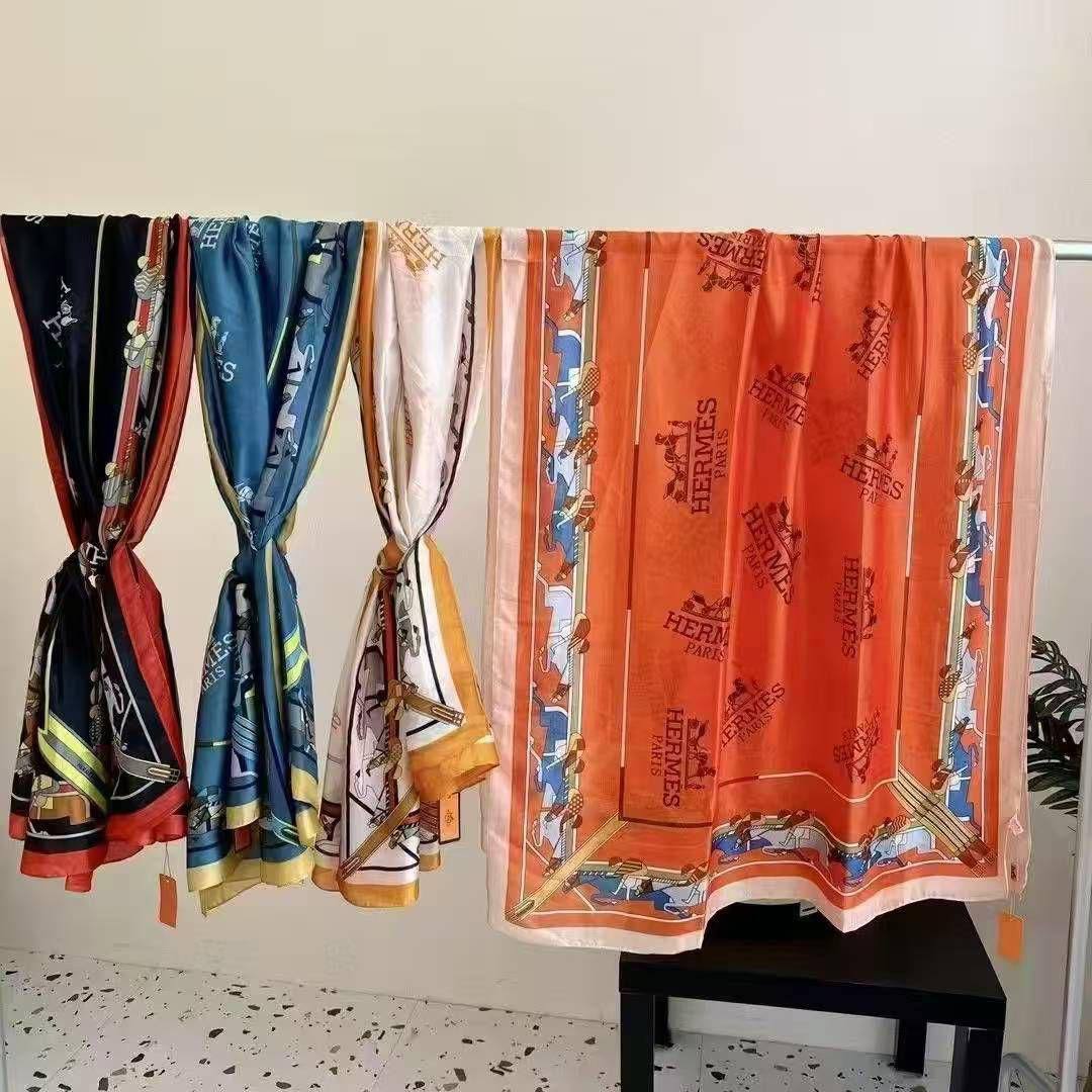 Winter scarf + Silk Scarf

45 dhs🪙🖤

Add Box 15 dhs🪙🖤

Zain93
♥️♥️♥️