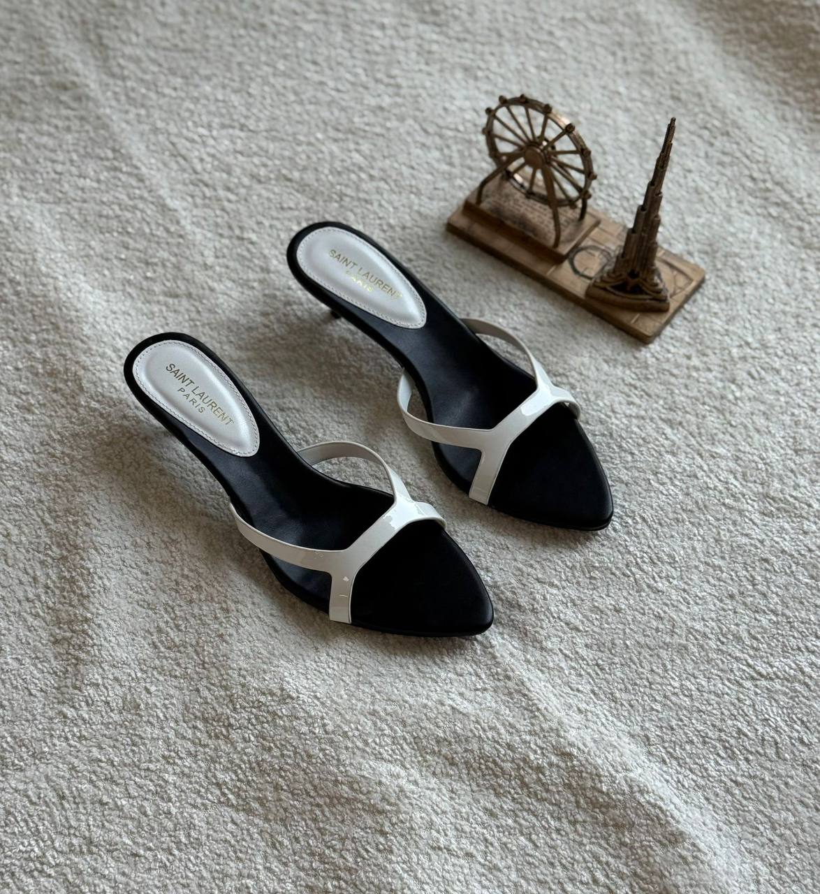 . New ysl heel

   Size  .  36.  to 41

110 dhs🪙

Zain80
♥️♥️♥️