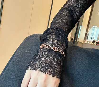 HERMES

BANGLE’s 
Free size  

Master

With normal box🎁
60 dhs🇦🇪🇦🇪

With master box 🎁
75 dhs🇦🇪🇦🇪


Zain263
♥️♥️♥️