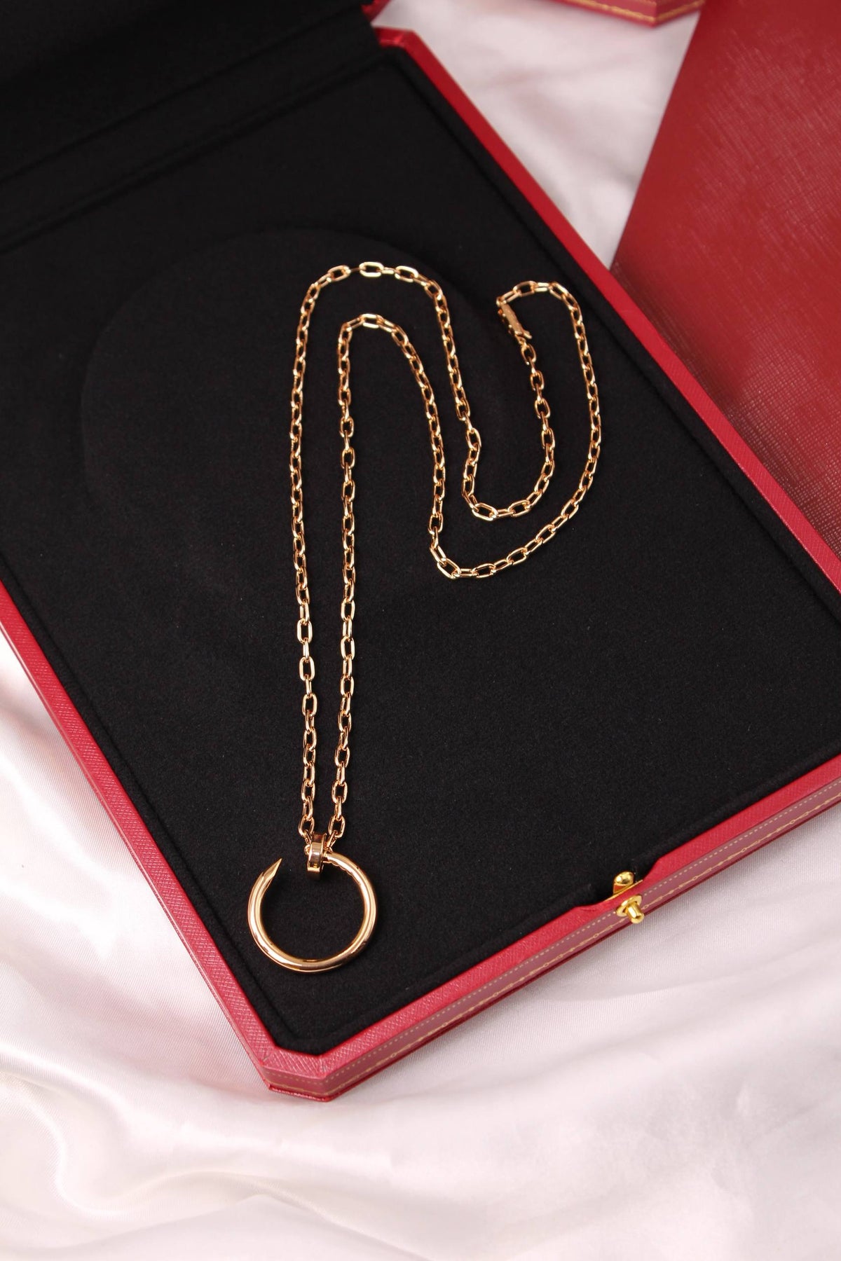 Cartier

JUSTE UN CLOU LONG NECKLACE, MULTIWEAR, EXTRA-LARGE MODEL
Super Master Quality

For Price 👇 WhatsApp✅
0568585901 
0507557372
0552275751 Owner Zain 👌

Zain106
♥️♥️♥️