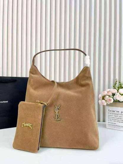 YSL - Gucci
115 dhs🪙🌨️ 
high quality New

Zain26
♥️♥️♥️