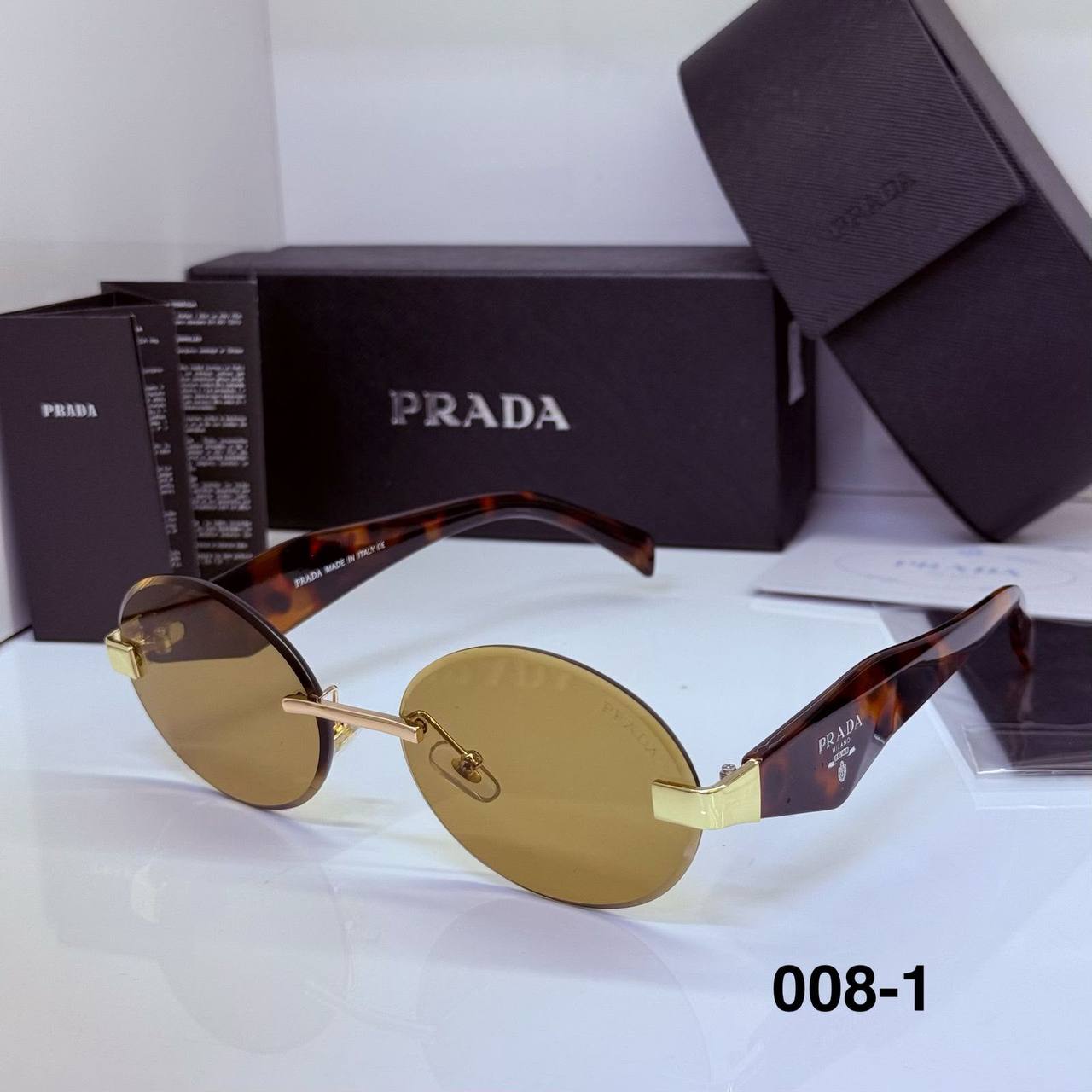 SUNGLASSES 🕶️
GOOD QUALITY 

50 dhs✅

WITHBOX
🎁🎁🎁

Zain40
♥️♥️♥️