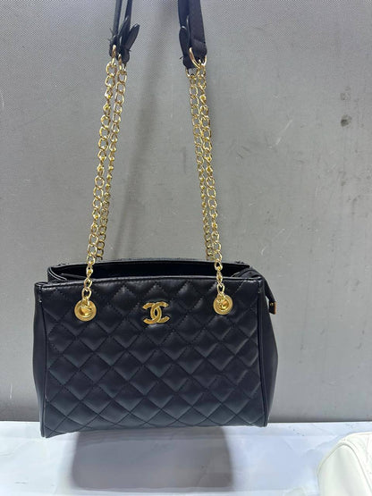 Chanel 
70 dhs🪙🌨️

Zain50
♥️♥️♥️