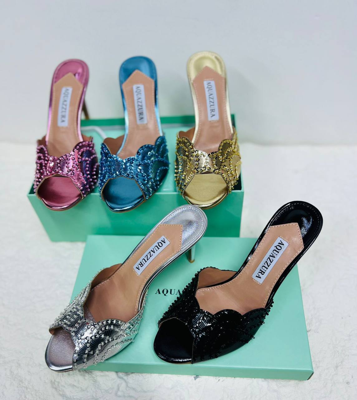 Aquazzura 
💯high quality
Size 36-37-38-39-40-41

130 dhs✅

Zain86
♥️♥️♥️