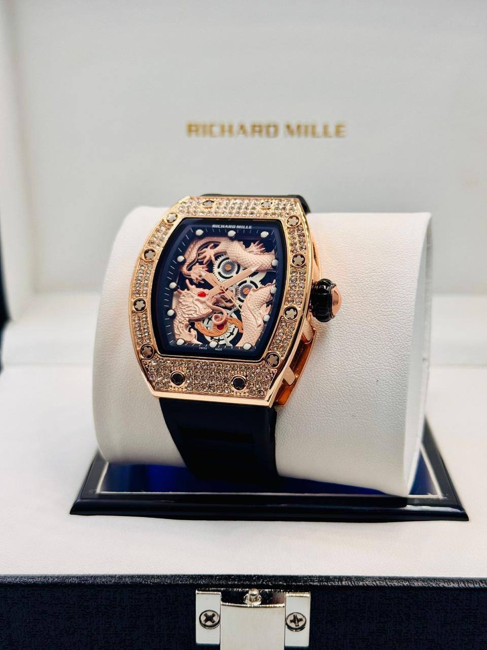 Richard Mille Men 
95 dhs🪙🖤

Zain08
♥️♥️♥️