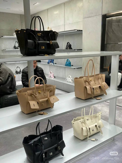 Master Bags ++++
For Price 👇 WTSP Text Zain 0568585901

Zain111
♥️♥️♥️