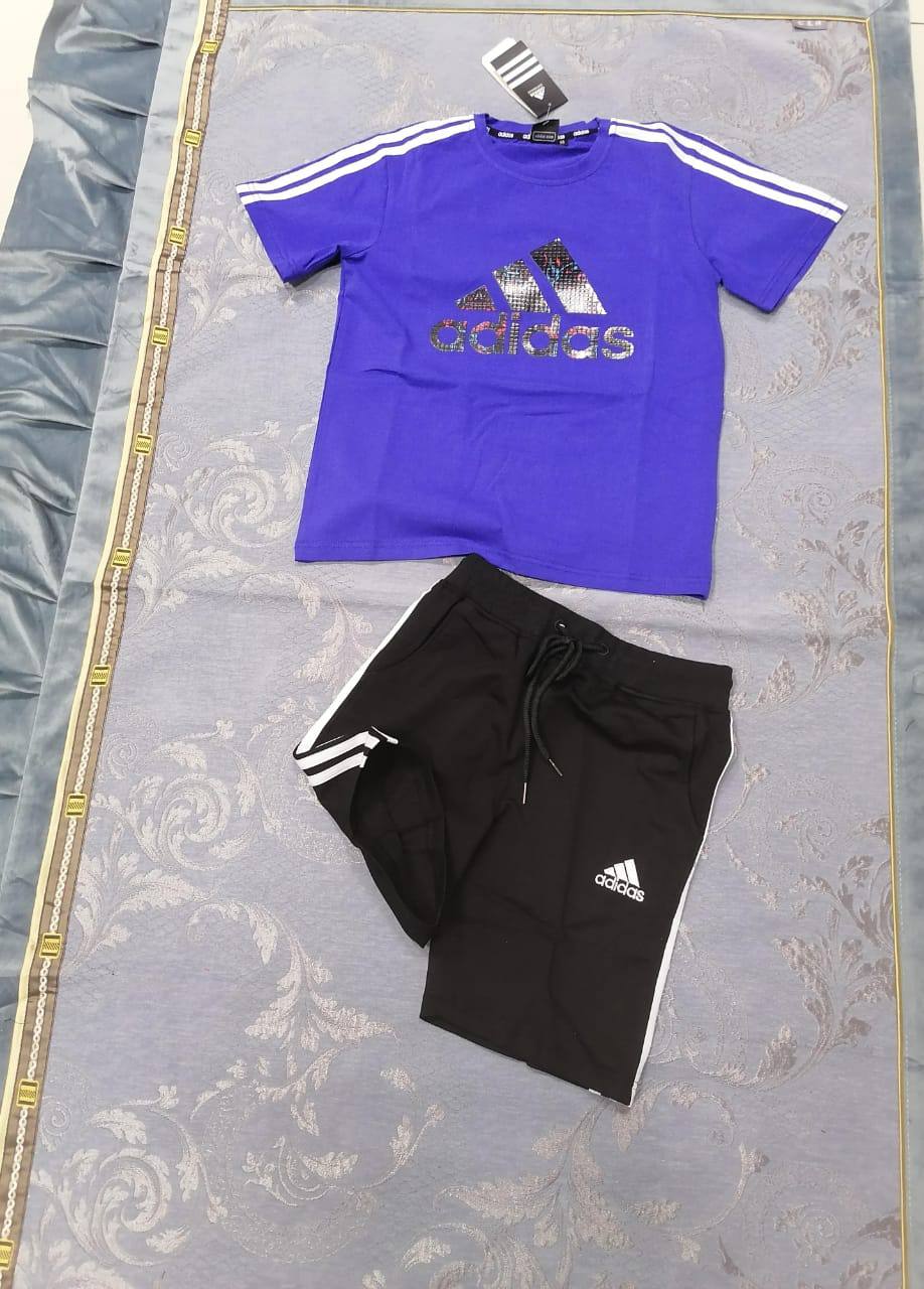 Kids tracksuit 

8 10 12 14 16 size 

75 dhs🇦🇪🇦🇪

Zain27
♥️♥️♥️