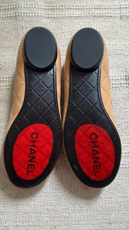 Chanel
Size 36-41 
Master quality 😊😊😊
280 dhs💓

Zain207
♥️♥️♥️