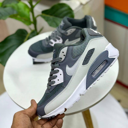 Air90
100 dhs🇦🇪
Size 40-45

Zain27
♥️♥️♥️