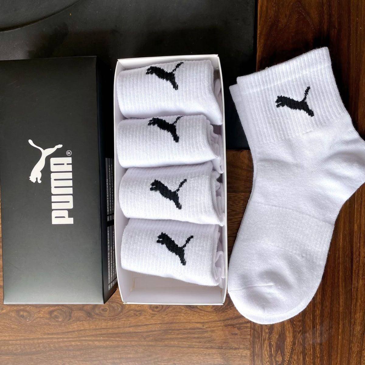 Socks
One box 5 pairs 
35 dhs🇦🇪🇦🇪

Zain138
♥️♥️♥️