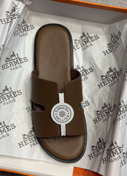 Hermes

40 to 45

105 dhs🇦🇪🇦🇪

Zain183
♥️♥️♥️