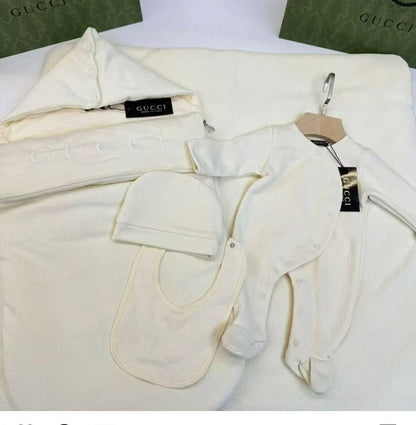 Baby Clothes 
New Stock
For Price 👇 WTSP Text Zain 0568585901

Zain151
♥️♥️♥️