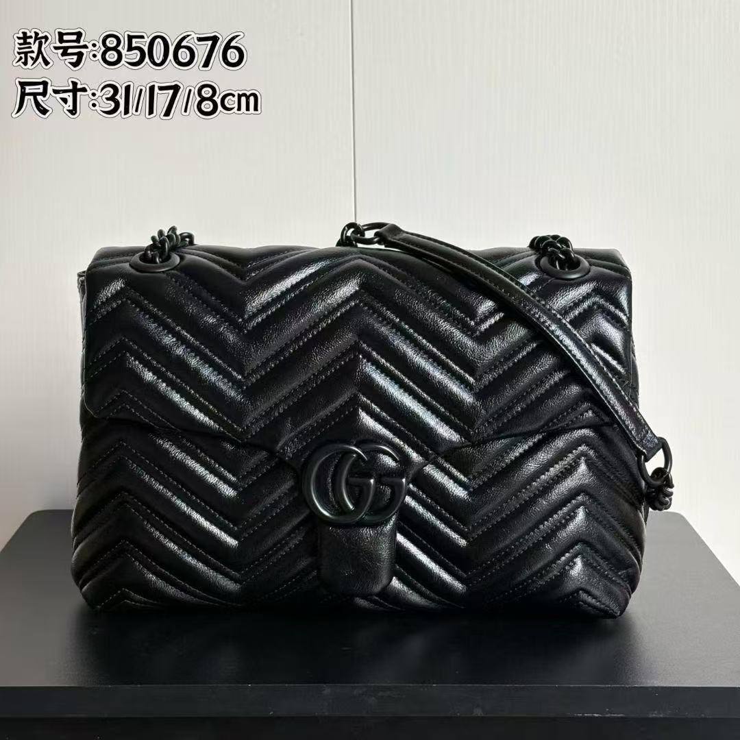 Gucci
31 cm
Master 
310 dhs❣️

Zain153
♥️♥️♥️