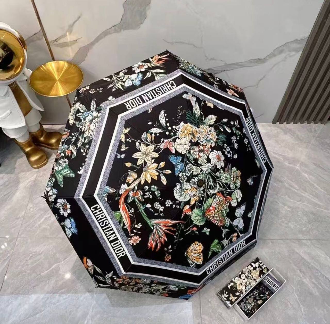 UMBRELLA ☔️*
Master quality 💯
With boxes 🗃️ 
75 dhs✅

Zain216
♥️♥️♥️
