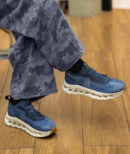On Running Cloudtilt LOEWE Denim Blue，
Size 36-45 ，
240 dhs💓

Zain18
♥️♥️♥️