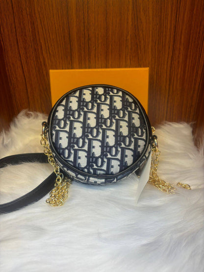 Girl Bag Small Size
70 dhs🗽

Zain151
♥️♥️♥️