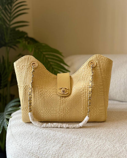 💚🌼 CHANEL 🤍
       
         🤍 🍂🍃🩷
For Price 👇 WhatsApp✅
0568585901 
0507557372
0552275751 Owner Zain 👌

Zain246
♥️♥️♥️