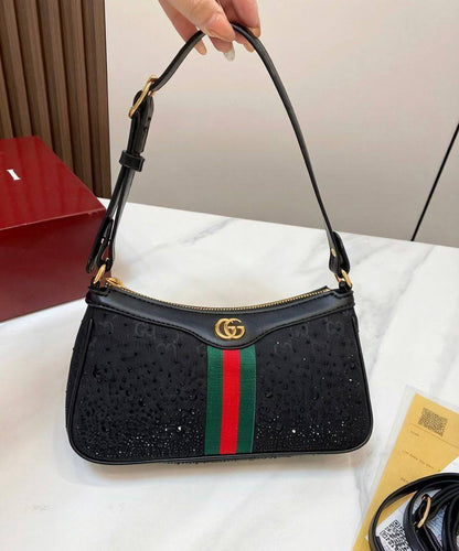 GUCCI

 COPY ONE

 WITH BOX 

155 dhs✅

Size:25cm

Zain39
♥️♥️♥️