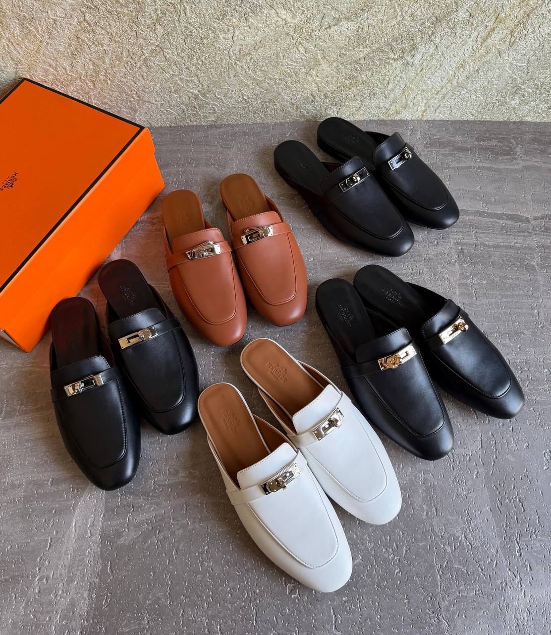 HERMES 
SuperMaster Quality 💯
450 dhs🇦🇪🇦🇪
Size: 36-41 💥

Zain171
♥️♥️♥️