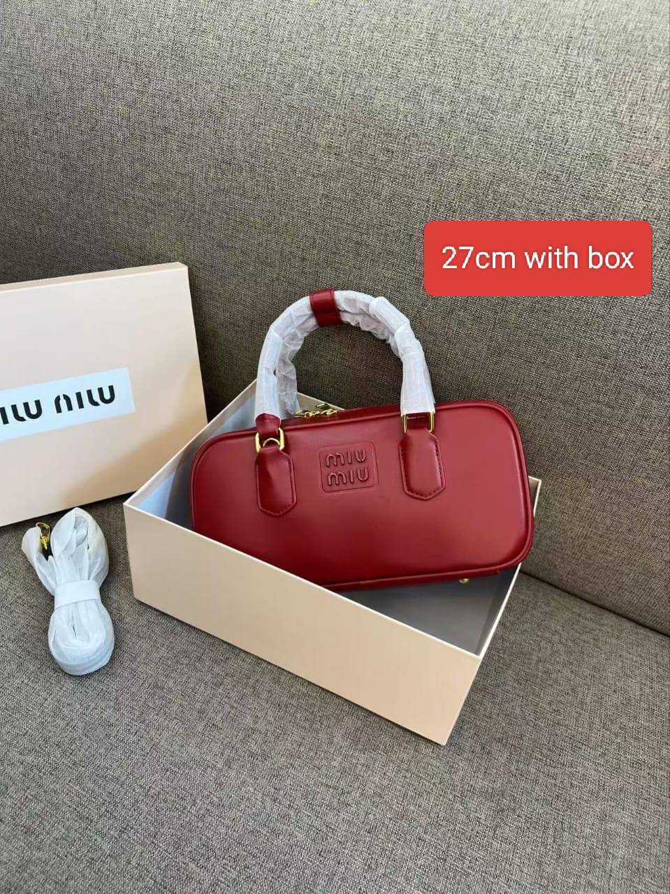 Bags
95 dhs✅

high quality 
With box
🎁🎁🎁

Zain26
♥️♥️♥️