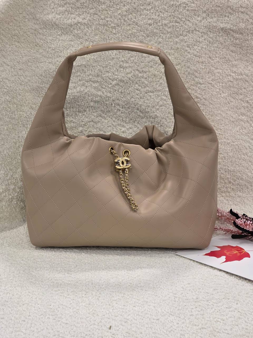 Chanel
Master
         With Box
🎁🎁🎁

260 dhs👑

Zain131
♥️♥️♥️