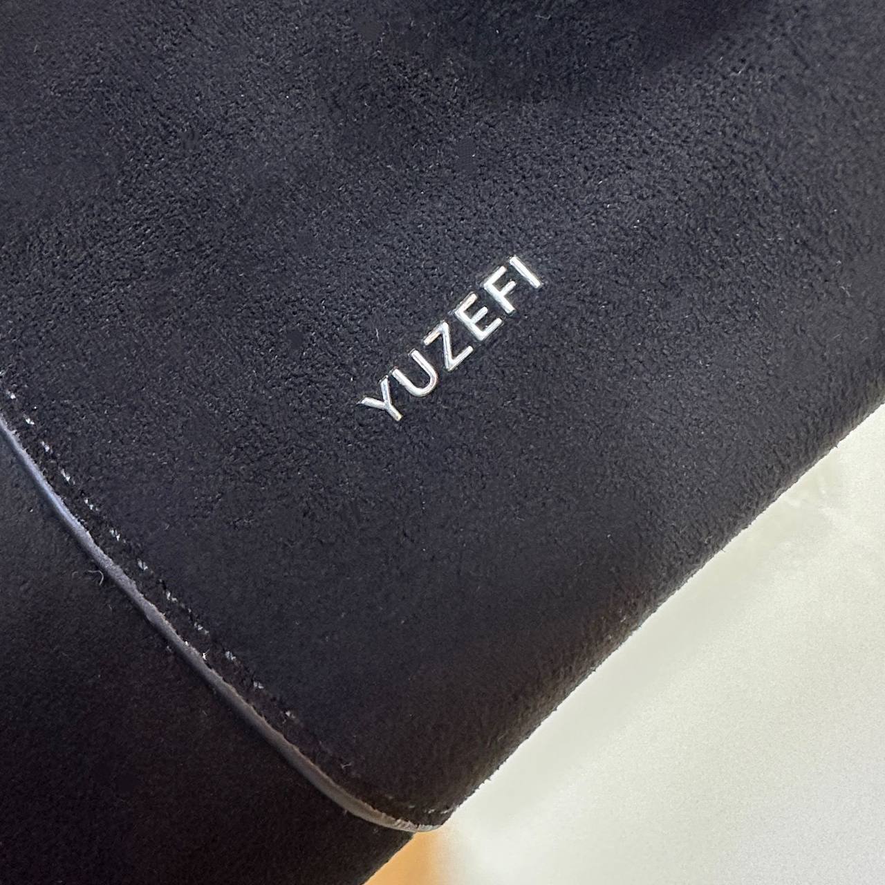 YUZEFI 
COPY ONE 
155 dhs💓

Zain295
♥️♥️♥️
