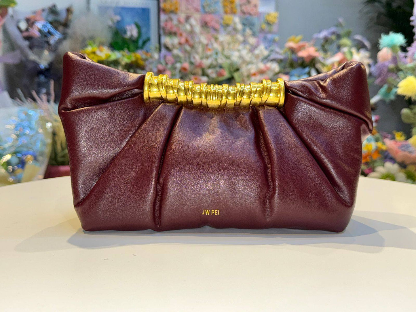 JW PEI 
HIGH QUALITY
115 dhs🪙🌨️

Zain44
♥️♥️♥️
