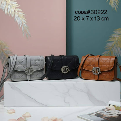 CHRISTIAN DIOR
ᴍɪɴɪ ᴅɪᴏʀ ᴄʜᴀʀᴍ
ᴄʀᴏssʙᴀɢ / sʜᴏᴜʟᴅᴇʀ ʙᴀɢ
sɪᴢᴇ : 20 cm
ᴡɪᴛʜ BOX
🎁🎁🎁

60 dhs👑

Zain31
♥️♥️♥️