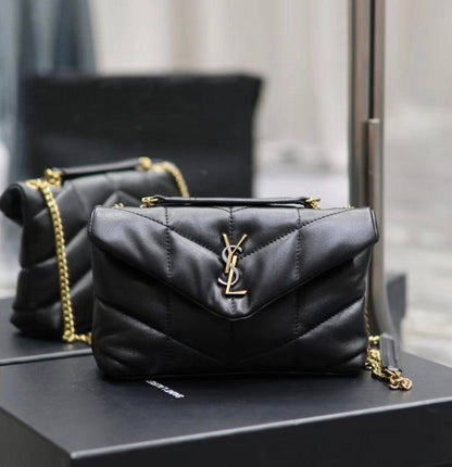 YSL
100 dhs✅
Good-quality 

with box
🎁🎁🎁

Zain35
♥️♥️♥️