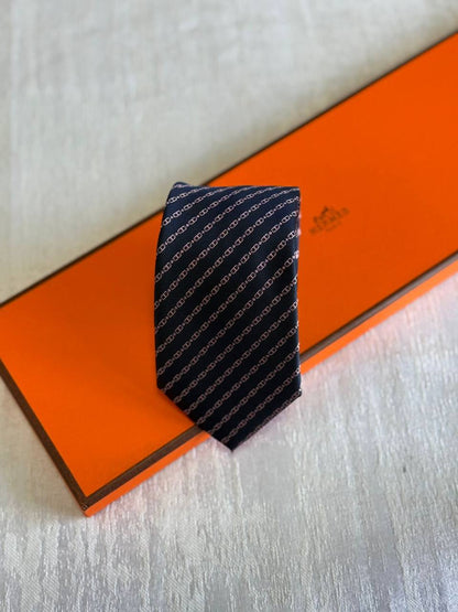 TIE
*Master quality*
*New collection*
190 dhs💓

Zain179
♥️♥️♥️