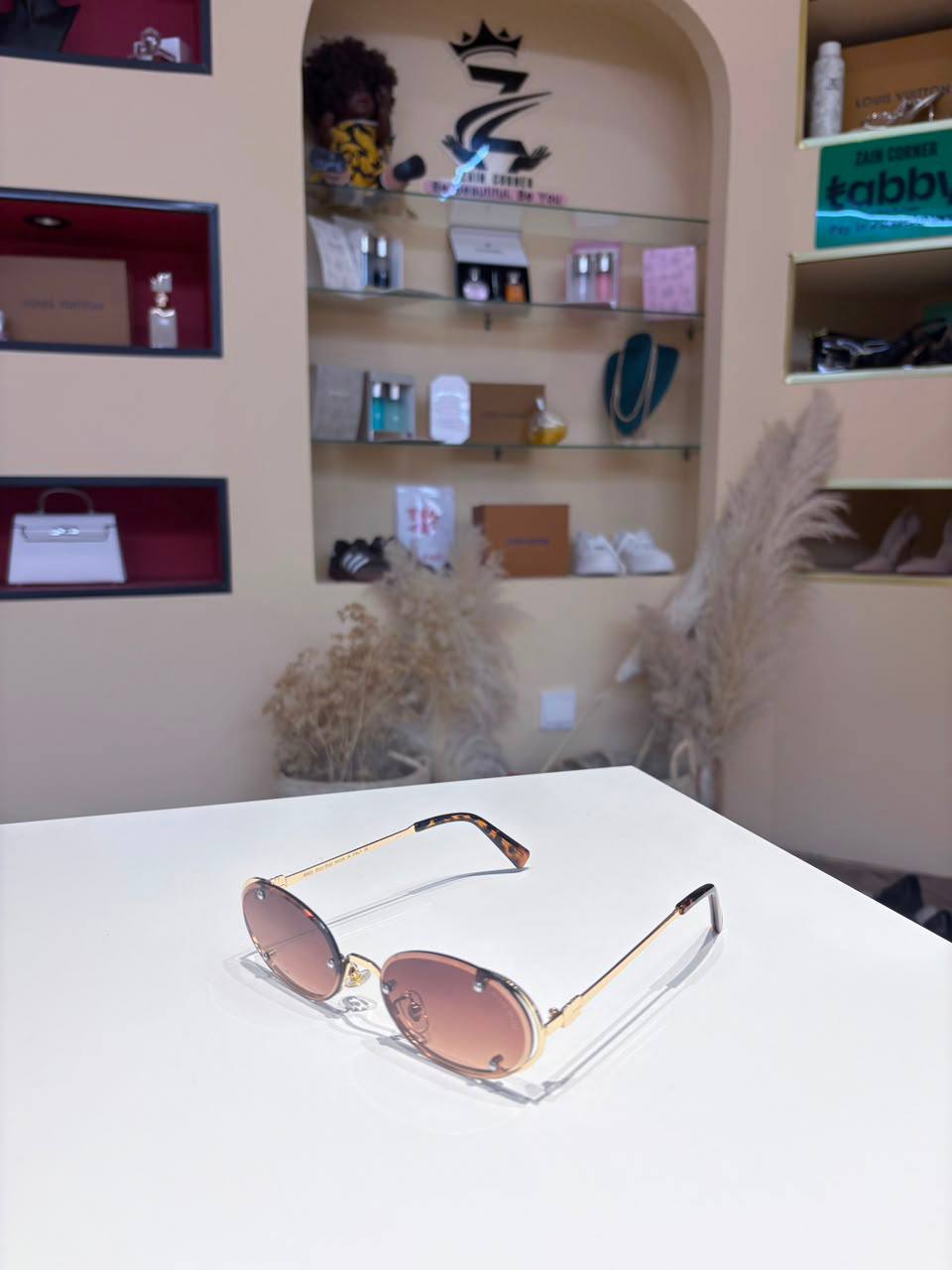 Glasses

55 dhs

Zain216
♥️♥️♥️
