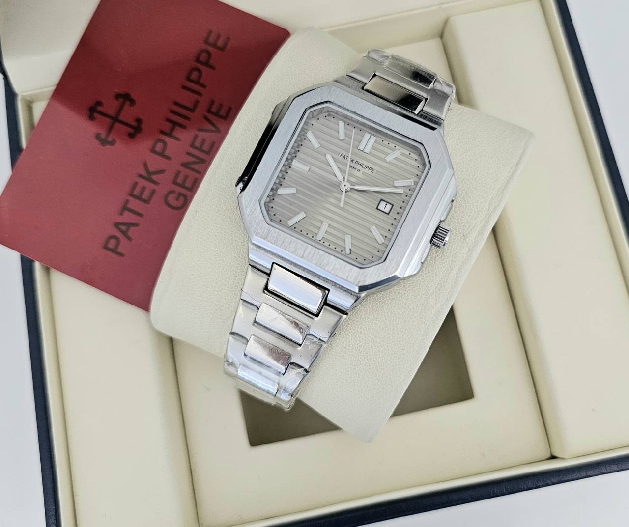PATEK PHILIPPE MEN
65 dhs✅
*Battery*

Zain29
♥️♥️♥️