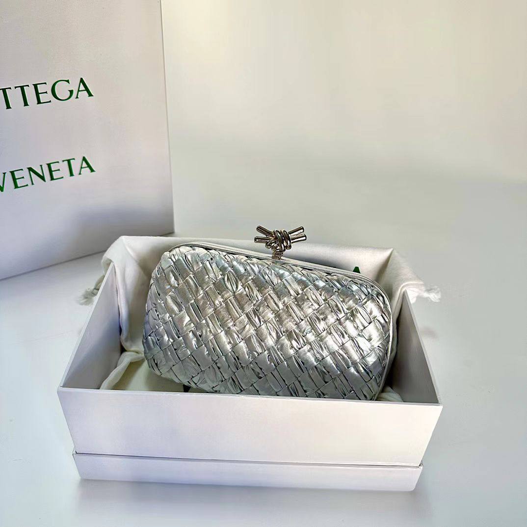Bottega
Master
For Price 👇 WhatsApp✅
0568585901 
0507557372
0552275751 Owner Zain 👌

Zain131
♥️♥️♥️