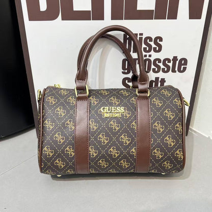 Guess
70 dhs💓

Zain232
♥️♥️♥️