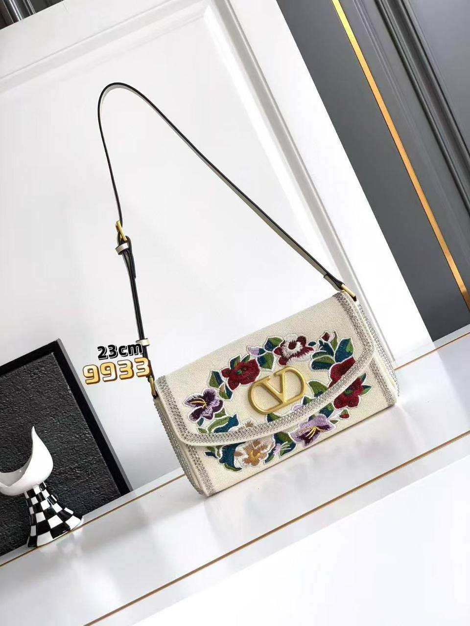 Valentino 
Master
For Price 👇 WTSP Text Zain 0568585901

Zain153
♥️♥️♥️